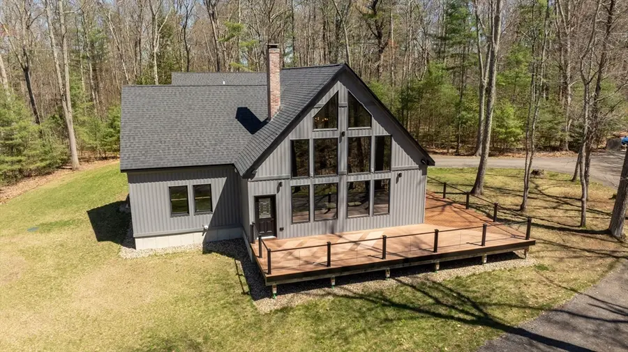 8 Barrett Rd, North Brookfield, MA 01535 - #3