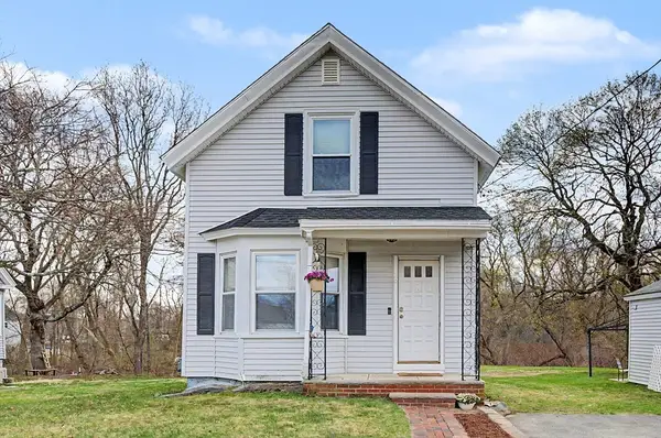 16 Marjorie St, Methuen, MA 01844