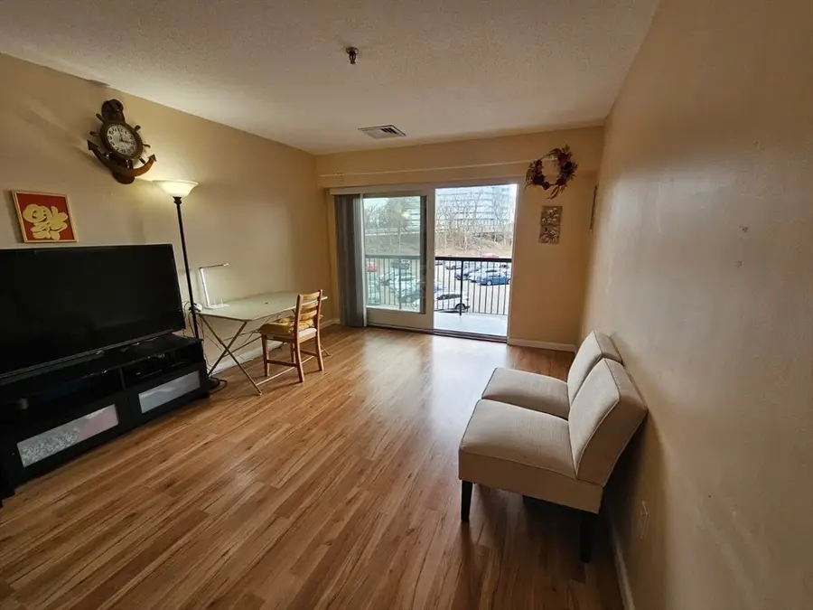 133 Commander #219, Quincy, MA 02171 - #2