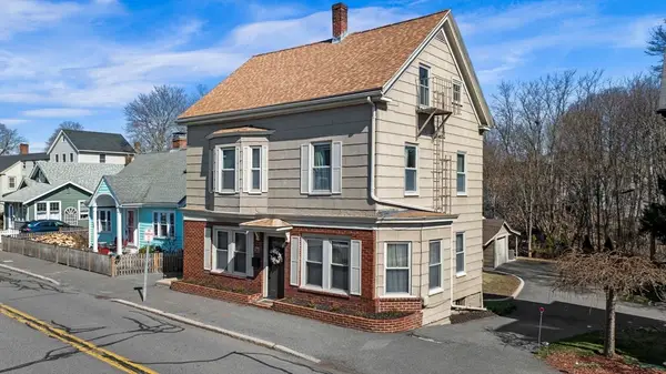 36 Stone St, Beverly, MA 01915