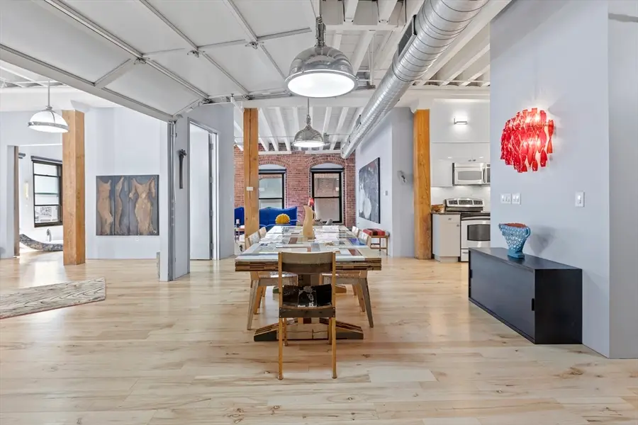111 Beach St #3E, Boston, MA 02111 - #2
