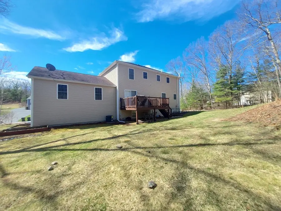 71 Eagle Dr, Dudley, MA 01571 - #3