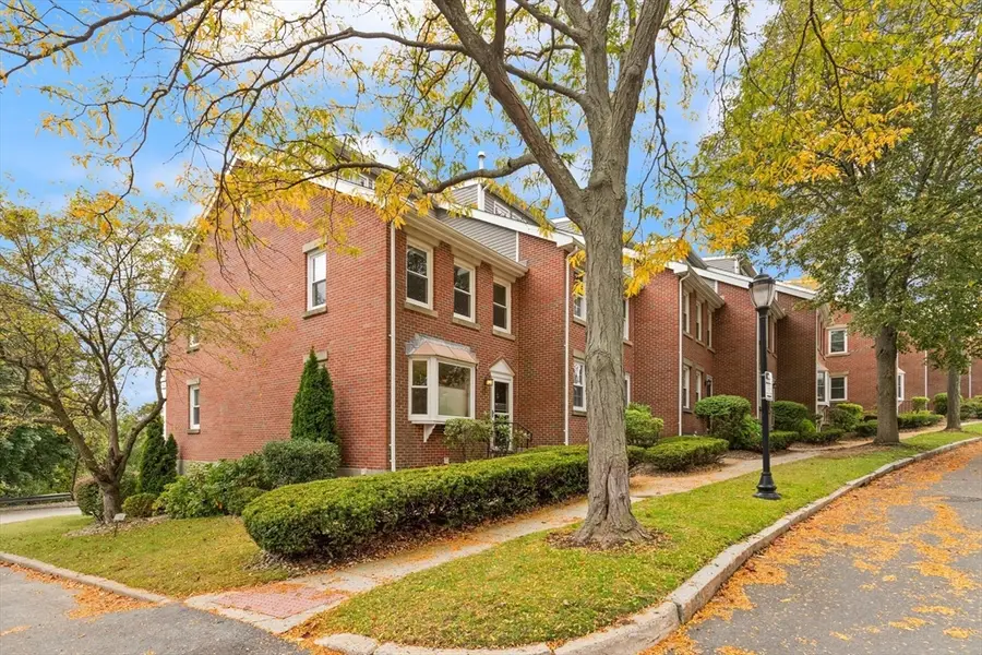 1 Boatswains Way #1, Chelsea, MA 02150 - #2