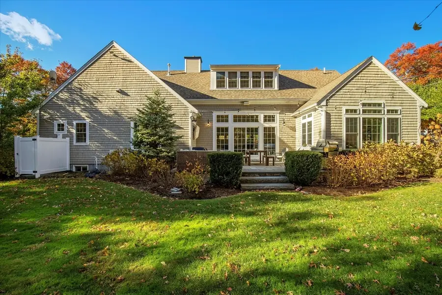 35 Spinnaker Dr W, Mashpee, MA 02649 - #3