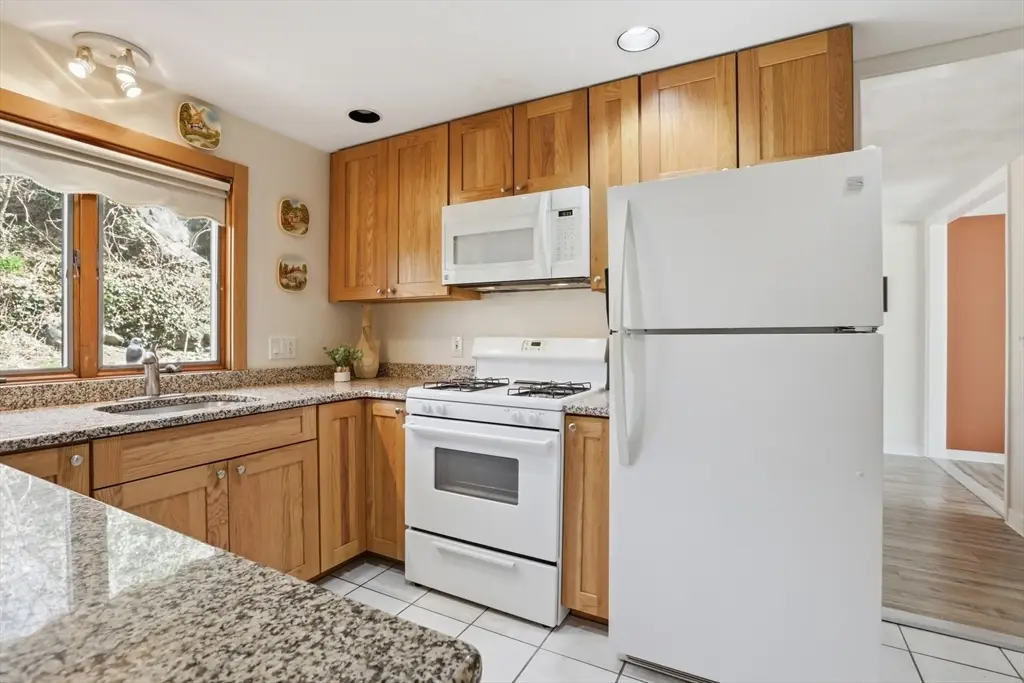 26 Valley Rd #26, Lynn, MA 01902 - #1