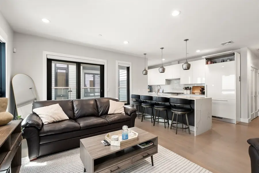 39 A St #16, Boston, MA 02127 - #2