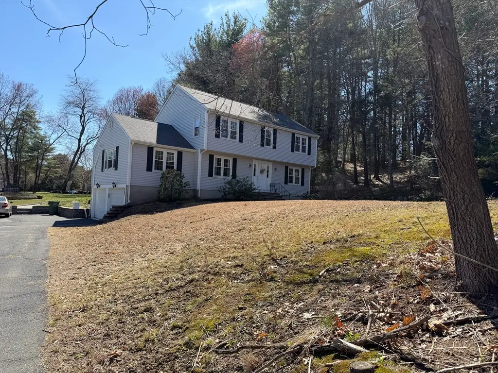 485 Hartford Ave, Uxbridge, MA 01569 - #1