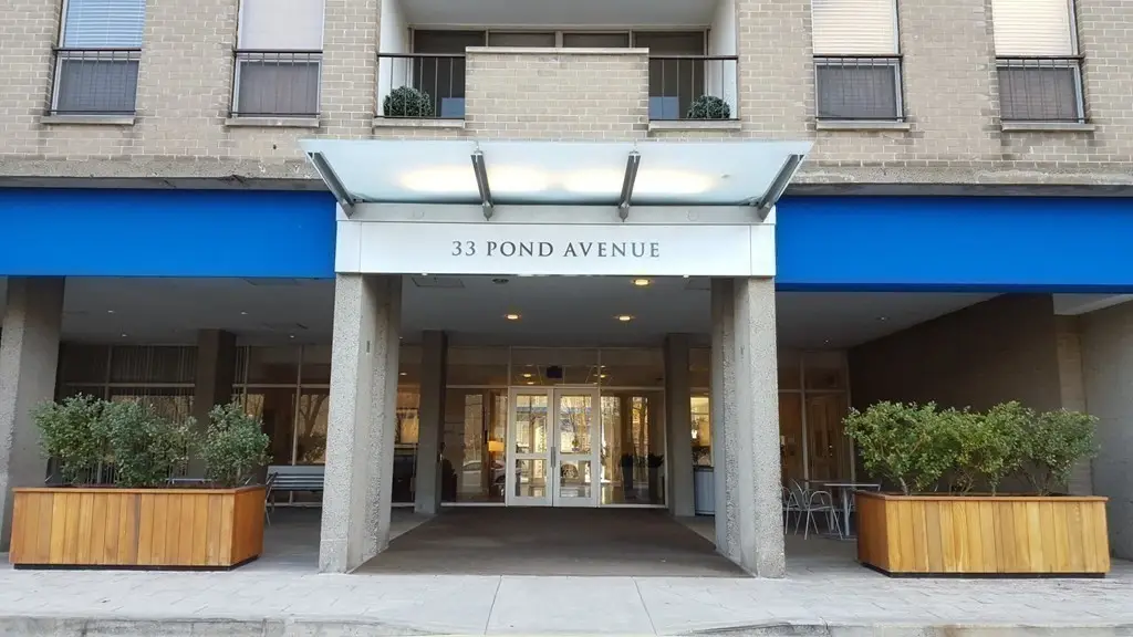 33 Pond Ave. #915, Brookline, MA 02445 - #1