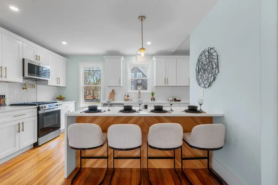 11 Quincy Ave, Norwood, MA 02062 - #2