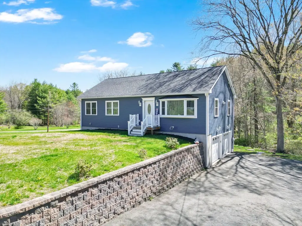 249 Ware St, Palmer, MA 01069 - #1