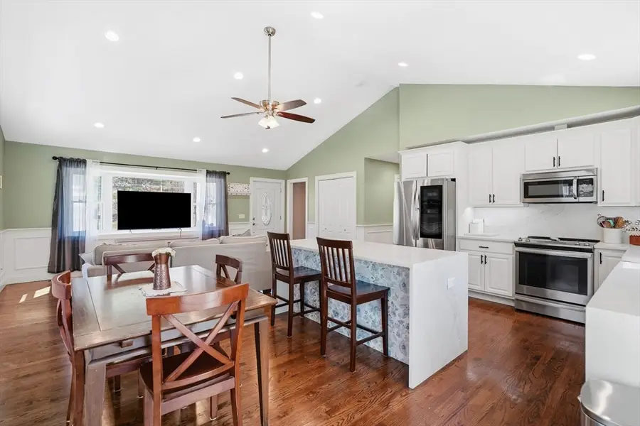 249 Ware St, Palmer, MA 01069 - #3