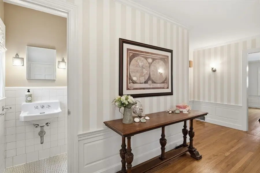 324 Farmington Road, Longmeadow, MA 01106 - #3