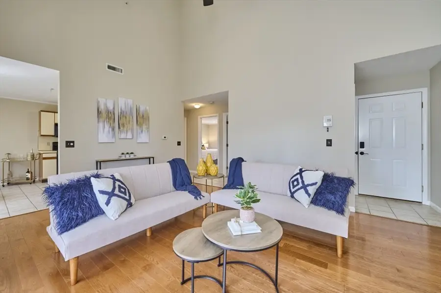 124 Tennis Plaza Rd #42, Dracut, MA 01826 - #3