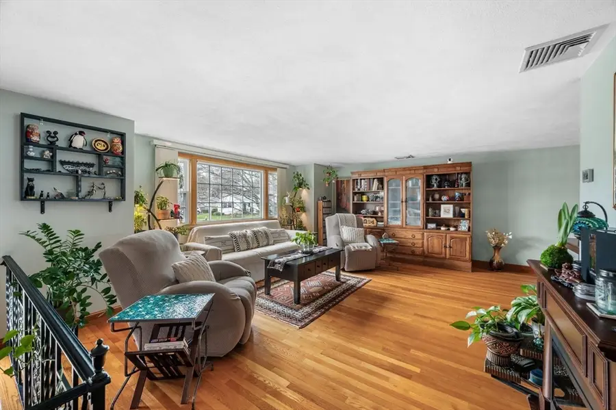 284 Lowell Street, Wakefield, MA 01880 - #3