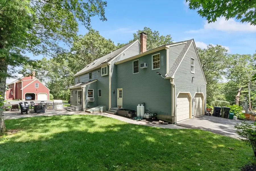 492 Stow Rd, Marlborough, MA 01752 - #3