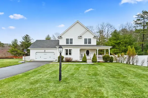 63 Christmas Tree Lane, Kingston, MA 02364