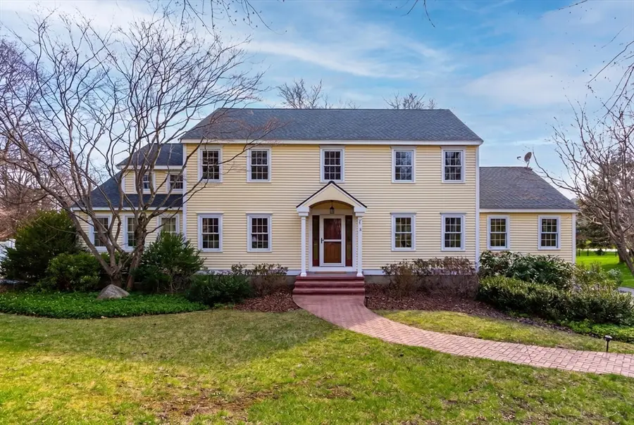 18 Robert Rd, Stow, MA 01775 - #3