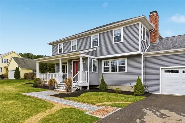 39 Peartree Dr, Westwood, MA 02090