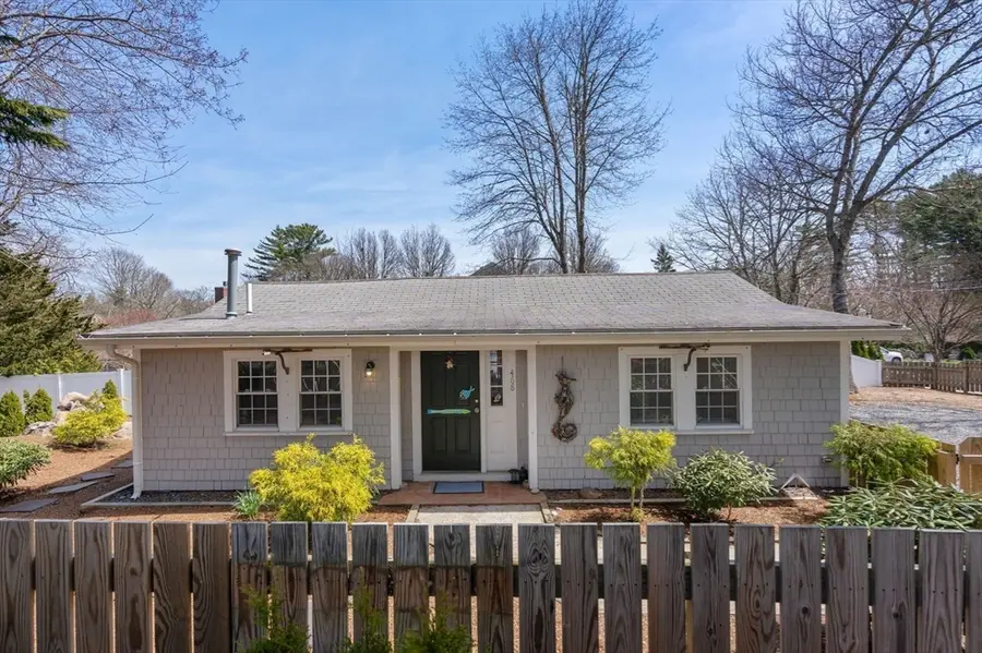 468 Mill St, Marion, MA 02738 - #3