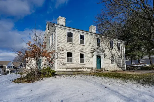 19 Ash St, Marlborough, MA 01752