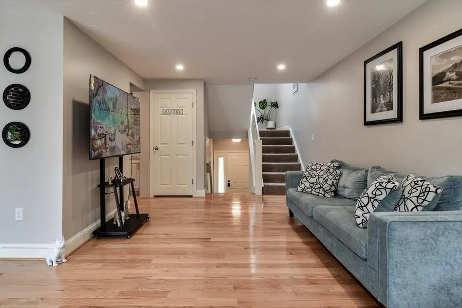 43 Curtis Ave #B, Marlborough, MA 01752 - #3