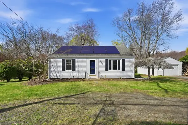 26 Haskell St, Agawam, MA 01001