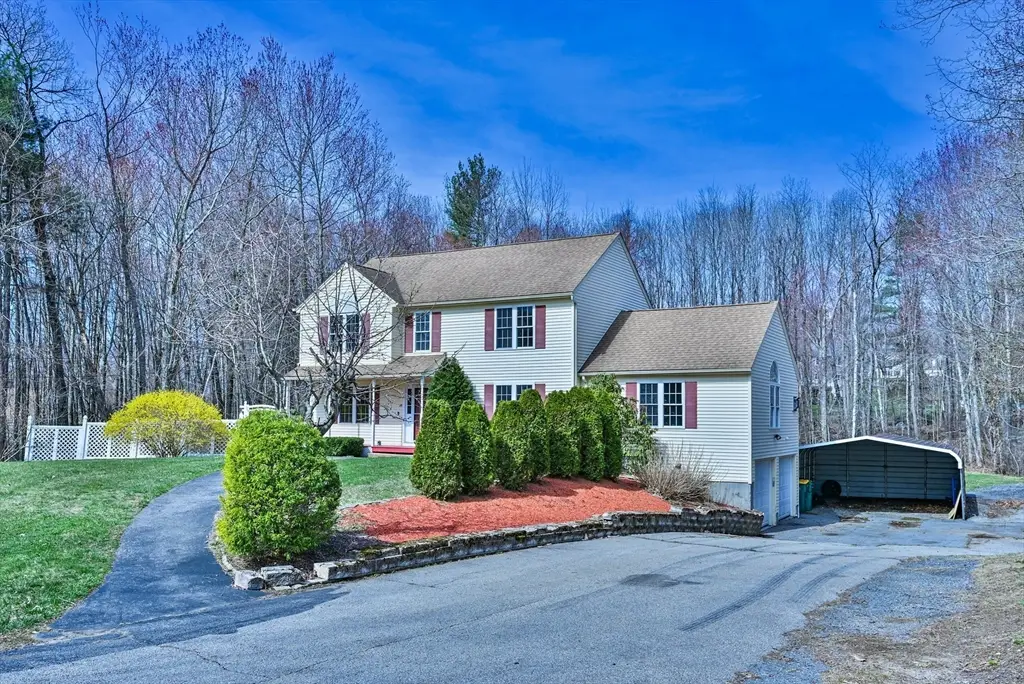 99 Smith Rd, Charlton, MA 01507 - #1