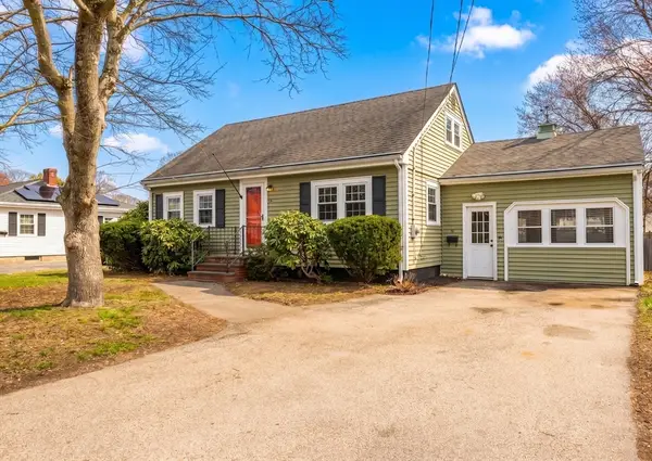 41 Crowell St, Haverhill, MA 01830