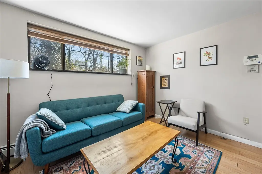 5 Centre St #11, Cambridge, MA 02139 - #1