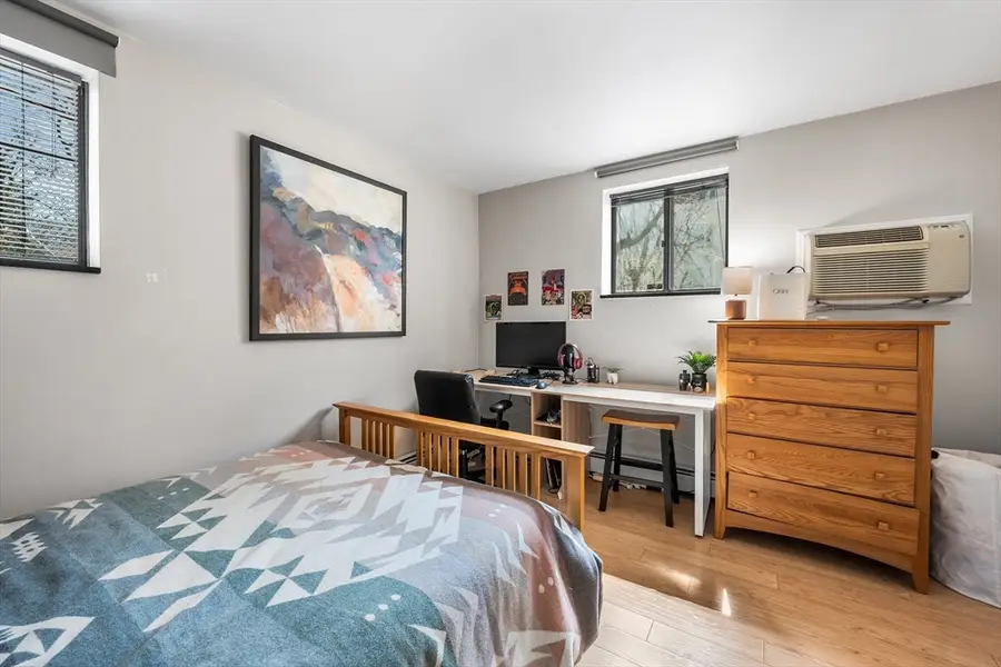 5 Centre St #11, Cambridge, MA 02139 - #3
