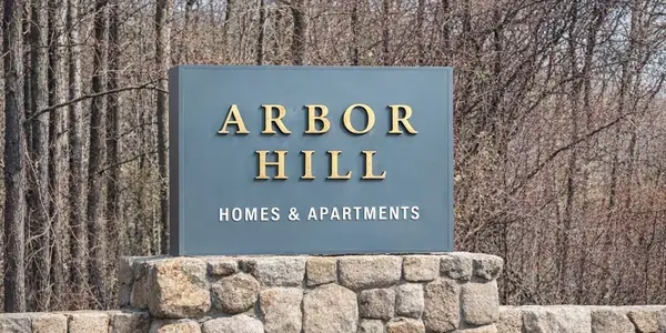 122 Tall Oaks Dr #E, Weymouth, MA 02190