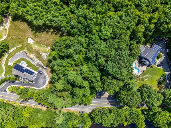 1600 West St, Stoughton, MA 02072