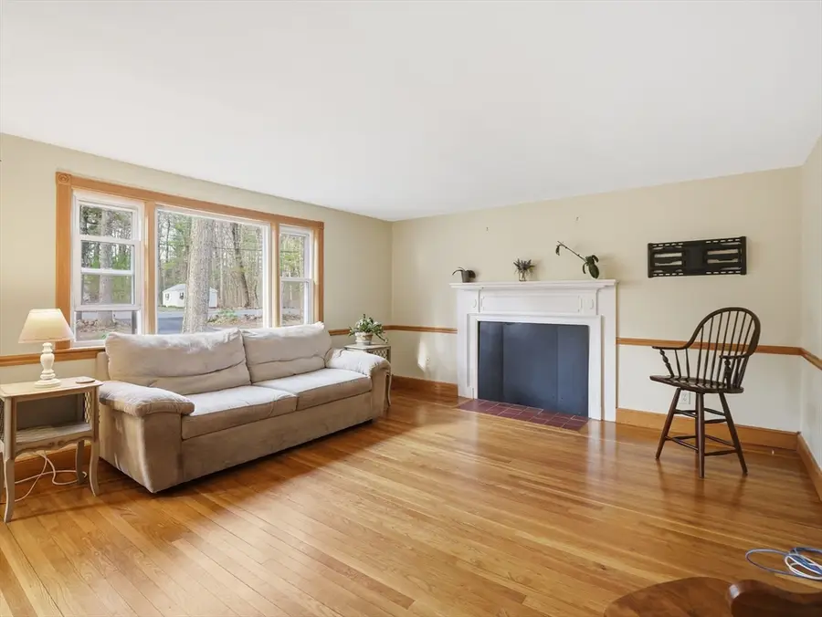 45 Campmeeting Rd, Topsfield, MA 01983 - #3