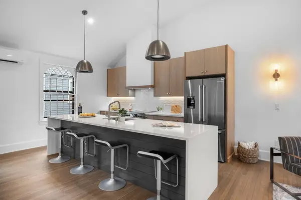 132 - 134 Elm Street #132, Marblehead, MA 01945