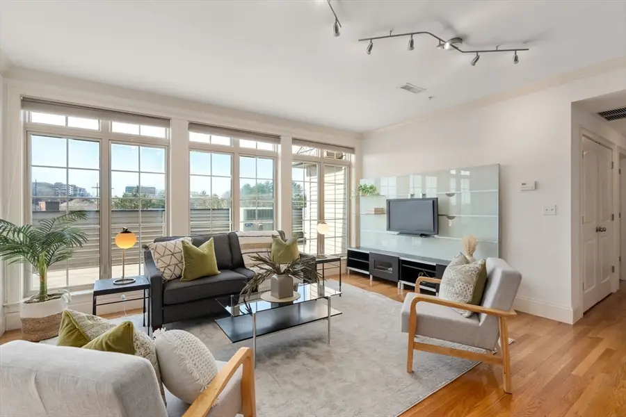 255 Winter St #403, Waltham, MA 02451 - #2