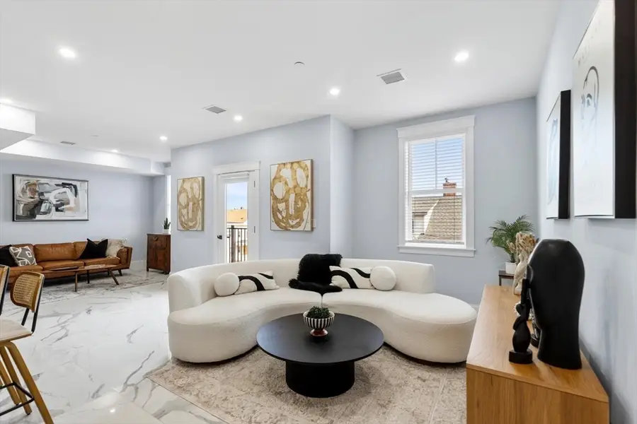 32 Pearl Street #5, Boston, MA 02125 - #2