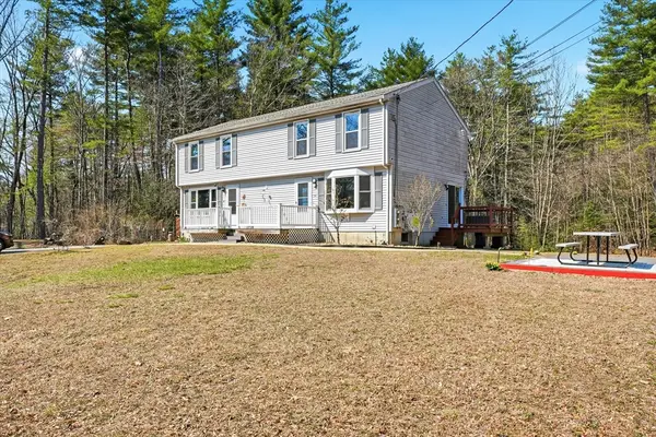 60 Walker Rd #60, Shirley, MA 01464