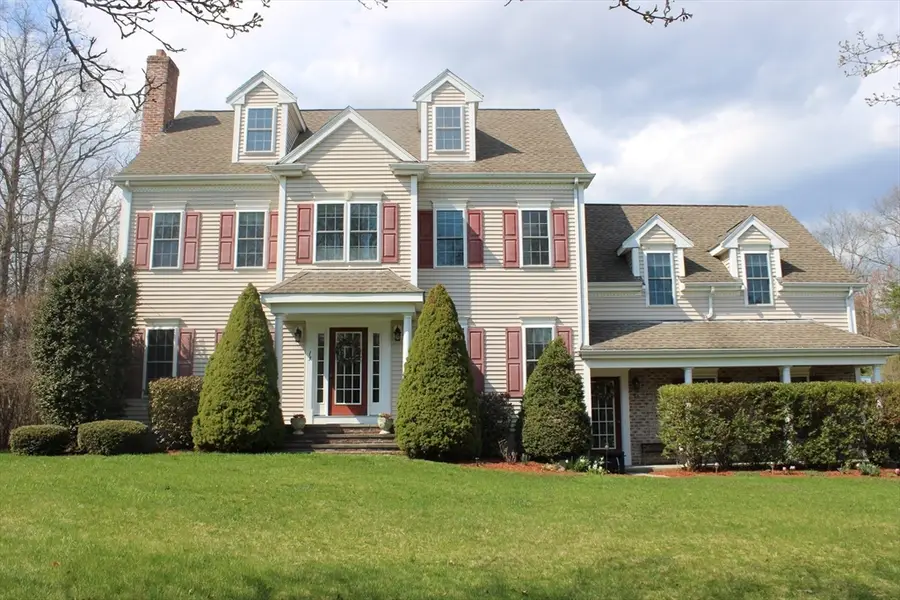 13 Mahoney Circle, Abington, MA 02351 - #2