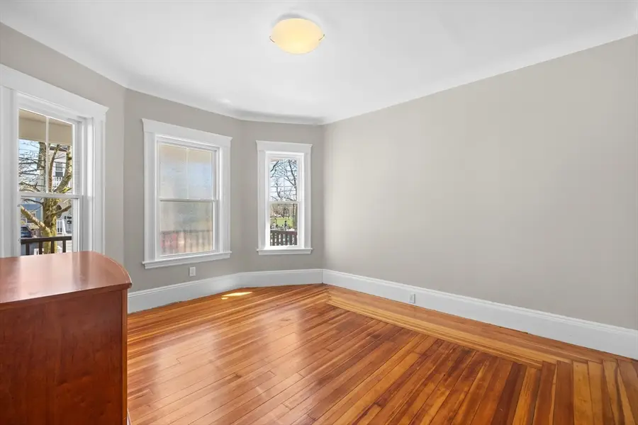 18 Paulina St #1, Somerville, MA 02144 - #3