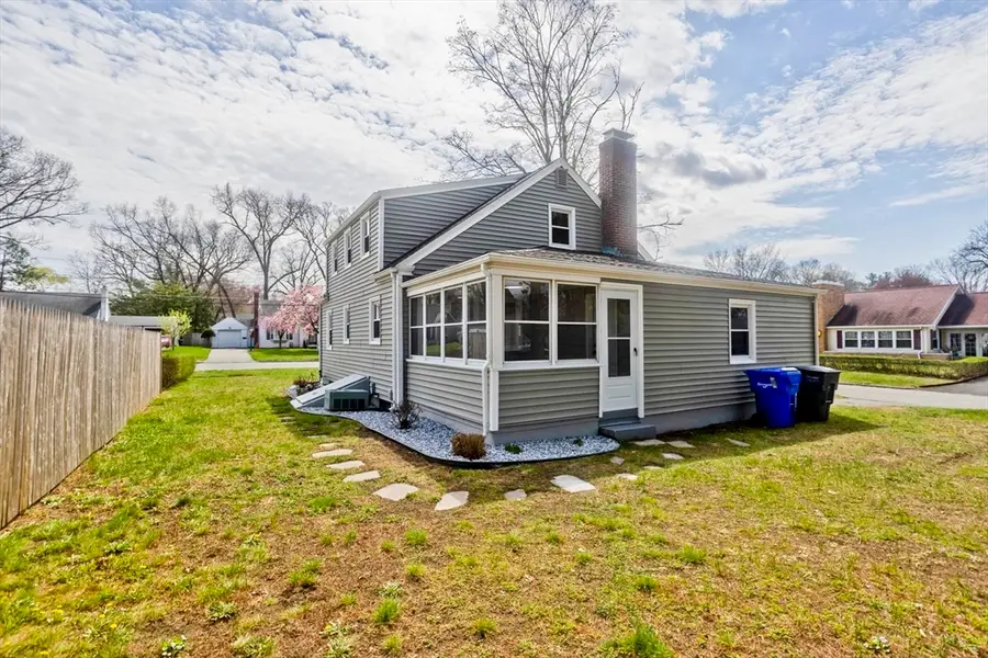 93 Cooper St, Springfield, MA 01108 - #3