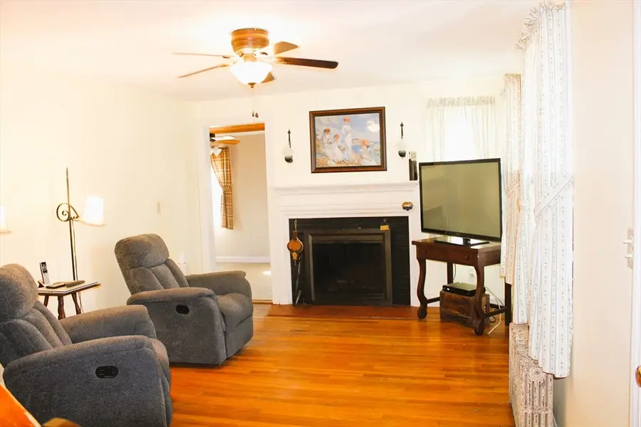 75 Benefit St, Attleboro, MA 02703 - #2