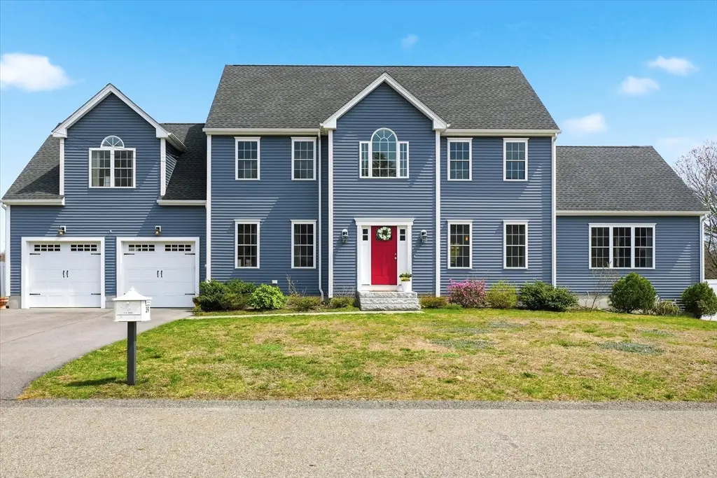 39 Iadarola Ave, Milford, MA 01757 - #1