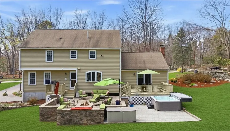 7 Bogastow Circle, Millis, MA 02054 - #3