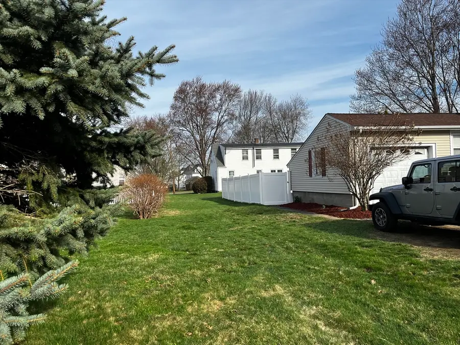 21 Wheeler Ave, Haverhill, MA 01832 - #3