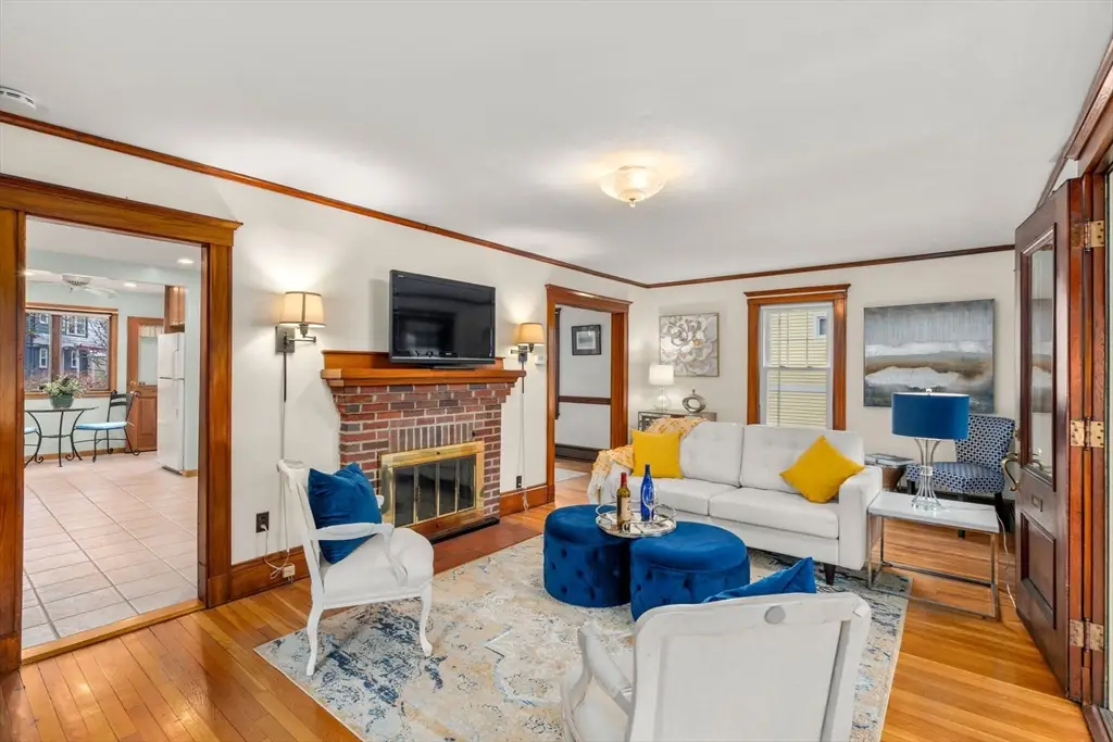 10 Dow Ave, Arlington, MA 02476 - #1