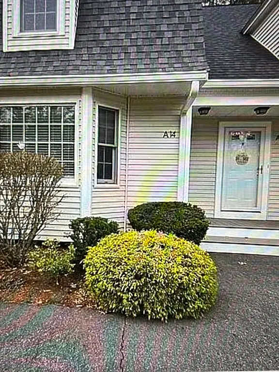 547 Washington St #A14, Pembroke, MA 02359