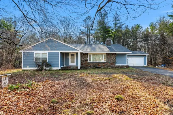 176 King St, Groveland, MA 01834