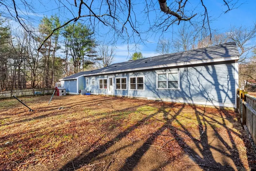 176 King St, Groveland, MA 01834 - #3