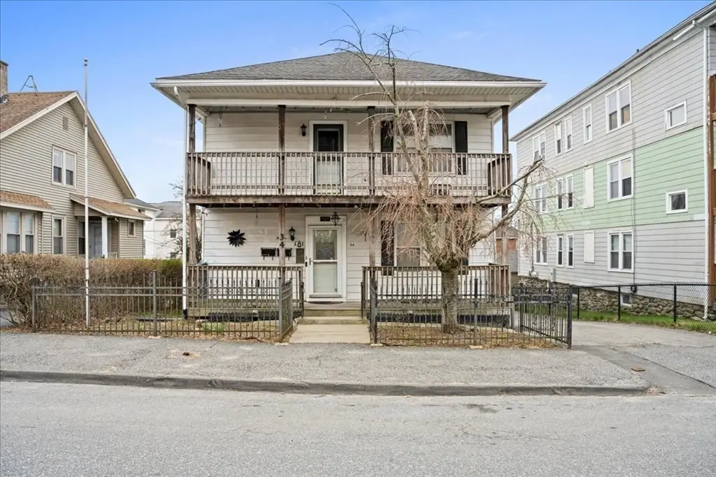 34 Dartmouth St, Worcester, MA 01604 - #1