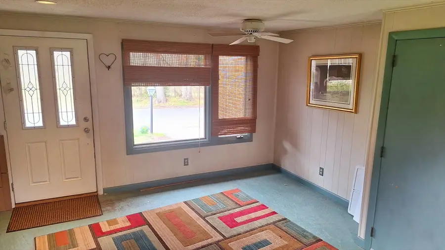 115 Senator St, Springfield, MA 01129 - #2
